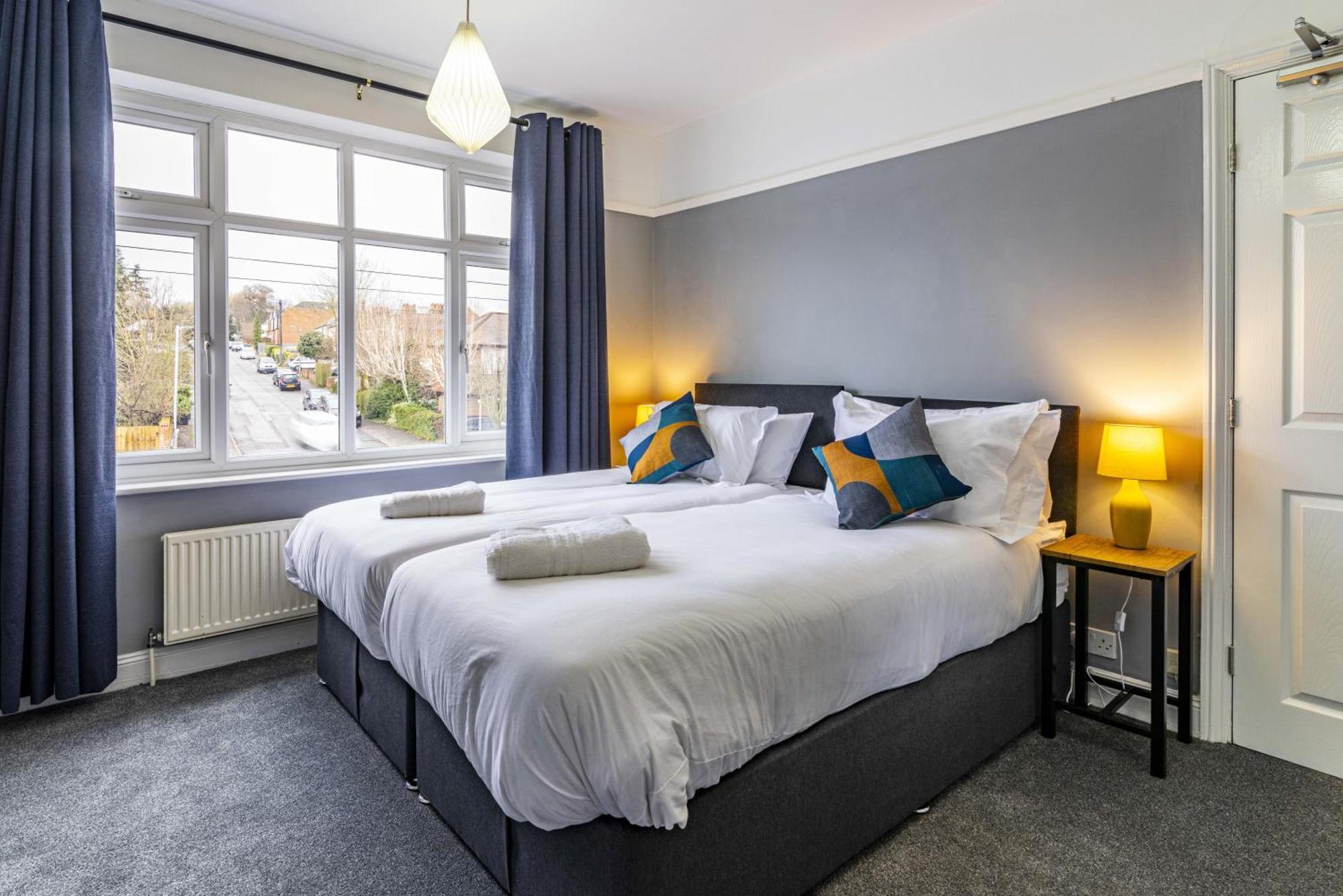 Lovely 4Bdr Home- Off Street Parking Sleeps 7 Nottingham Kültér fotó