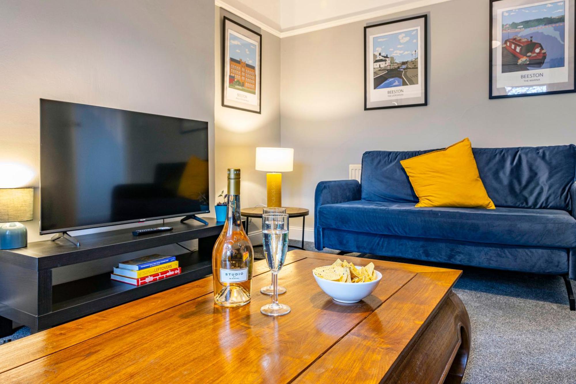 Lovely 4Bdr Home- Off Street Parking Sleeps 7 Nottingham Kültér fotó
